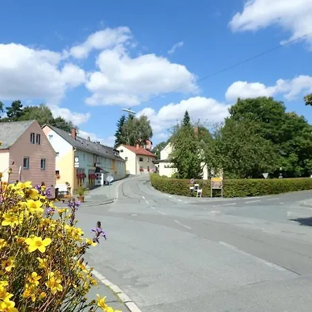 Landgasthof Gruener Baum Hotell