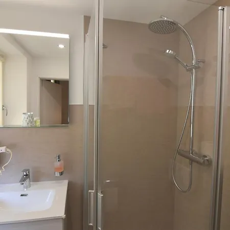 Hotell Landgasthof Gruener Baum *