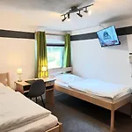 酒店 Landgasthof Gruener Baum