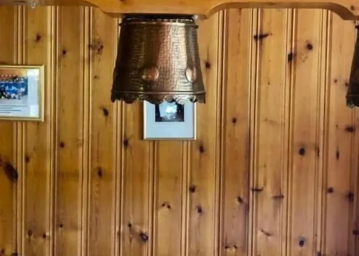 Landgasthof Gruener Baum *