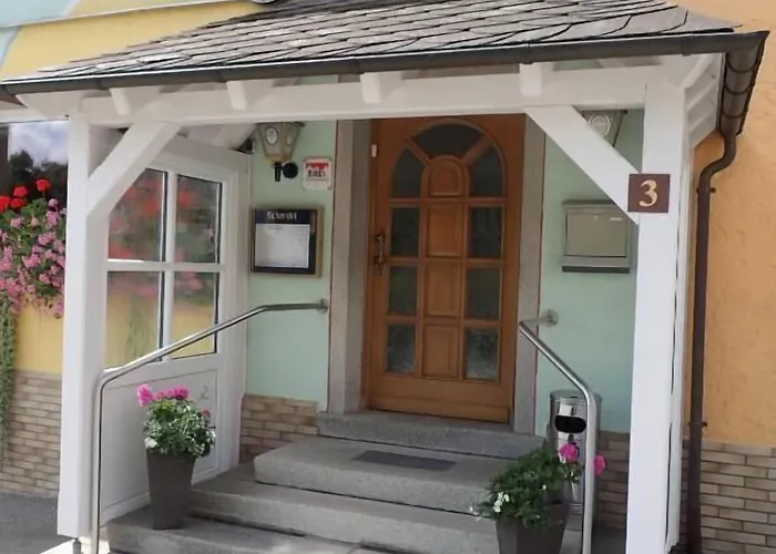 Landgasthof Gruener Baum * Regnitzlosau